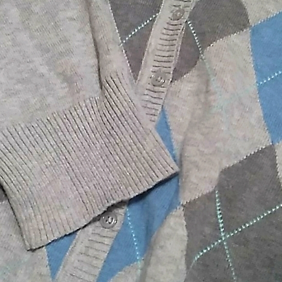 Womens Sweater - Picture 2 of 4